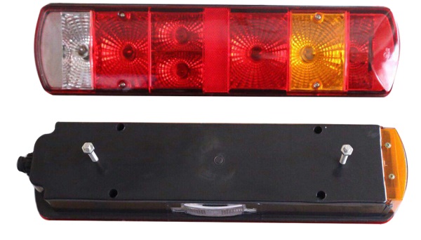 HR-1502-B after HOWO taillight